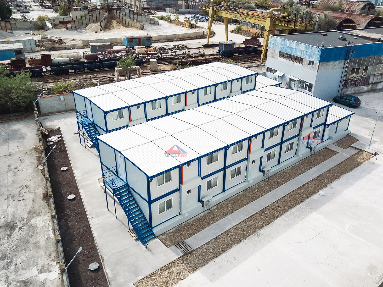 Делфин двуетажна модулна конфигурация