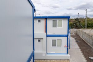 Делфин двуетажна модулна конфигурация